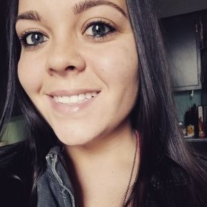 Meet your Posher, Kelsey